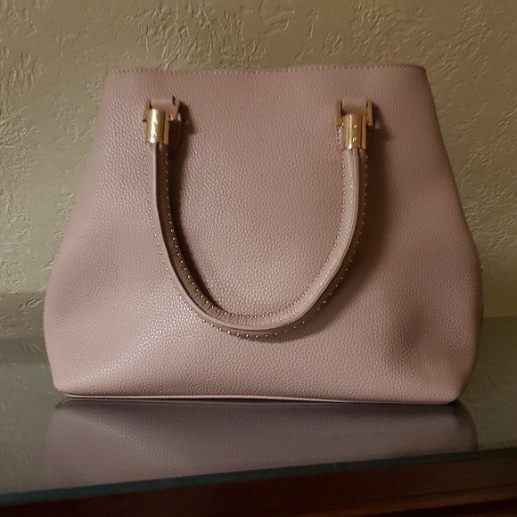 Nico & Olive Handbag - Picture 2 of 6